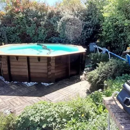 Lejlighed La Quietude, Maison Paisible Avec Piscine *